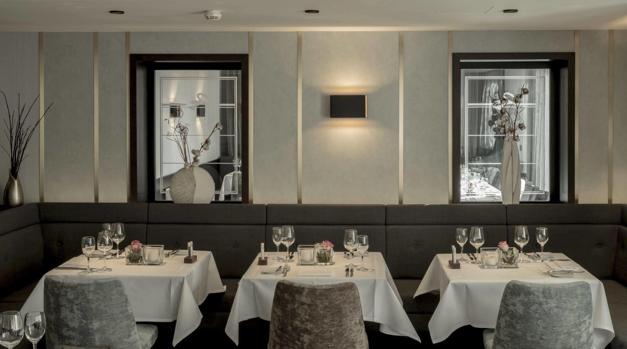 Hotel Schwanen Köngen エクステリア 写真